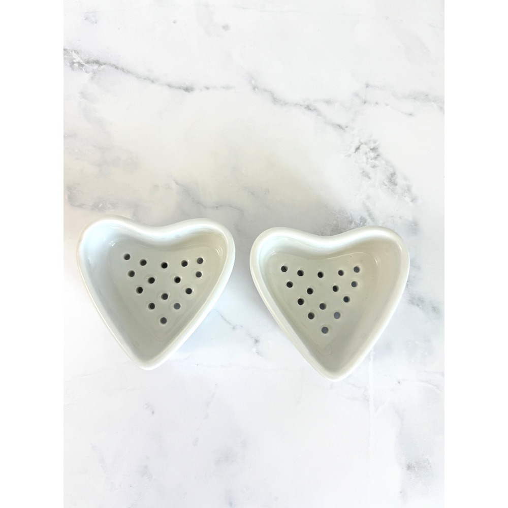 VTG Pair (2) White Ironstone Coeur a la Creme Cheese Molds 3.5"